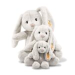 Steiff Hoppie Hase 18 cm hellgrau, Plüschtier Hase mit Schlappohren, Soft Cuddly Friends, flauschiges Stofftier zum Kuseln – Bild 5